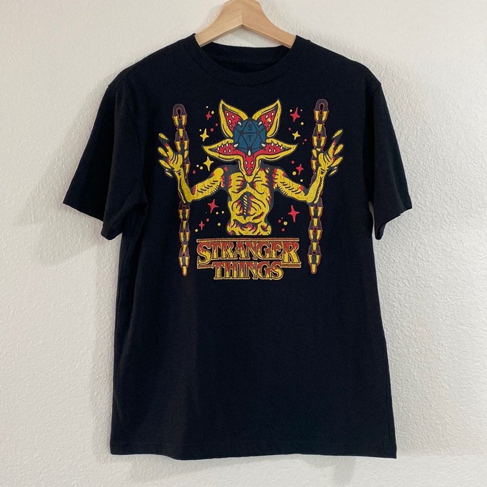 STRANGER THINGS Women’s Dermogorgon Black Graphic Short Sleeve T-shirt Small
